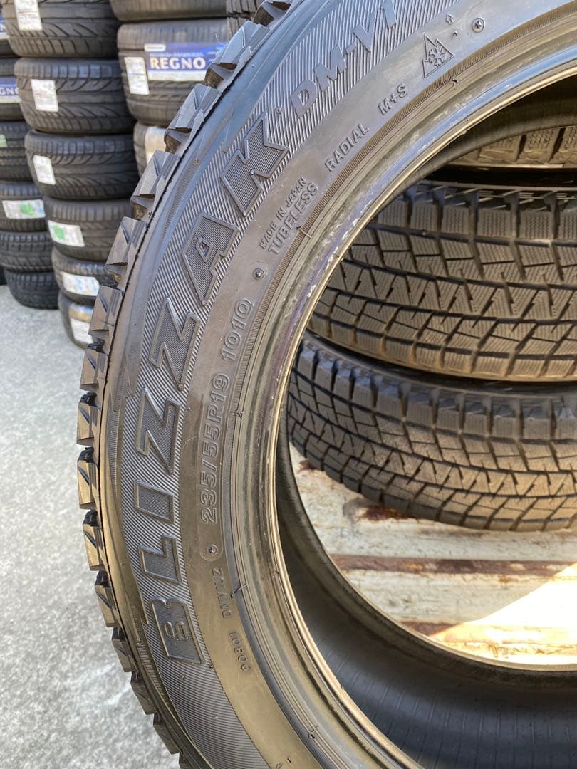 BRIDGESTONE BLIZZAK 235/55/19 4本セット