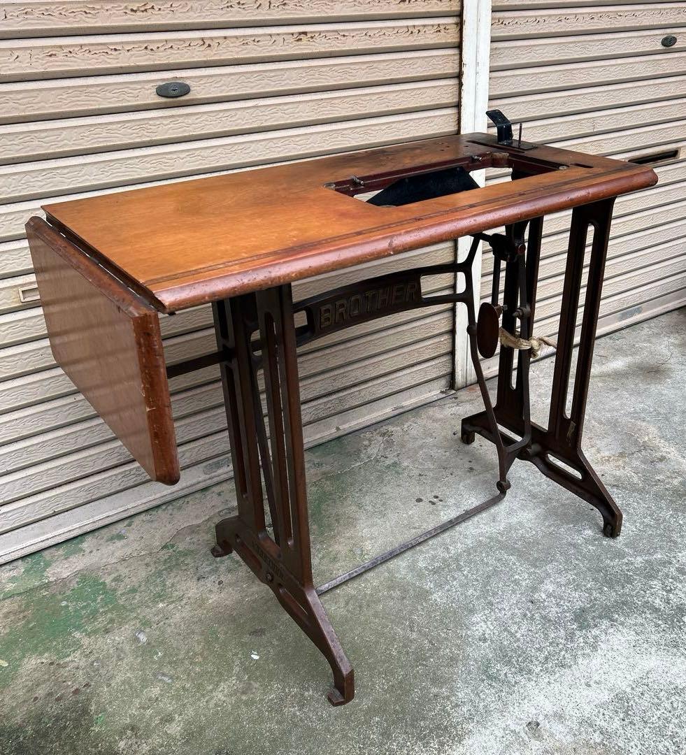 BROTHER ブラザー　ミシン台　アンティーク　インテリア　リメイク　テーブル