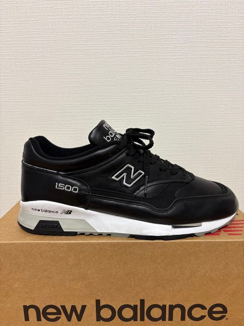 靴 New Balance M1500BK
