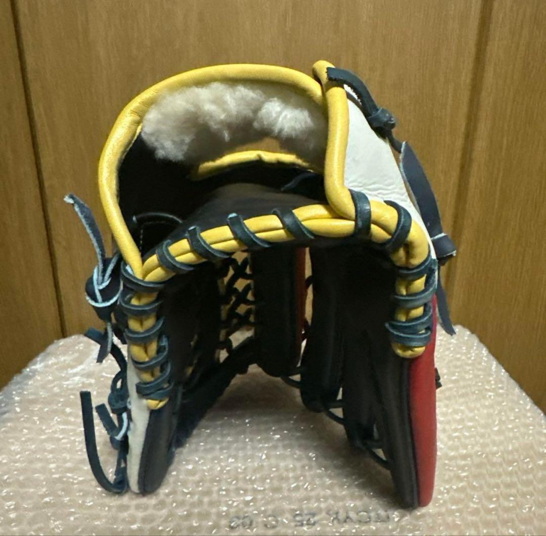 軟式レザーグローブ 多色デザイン