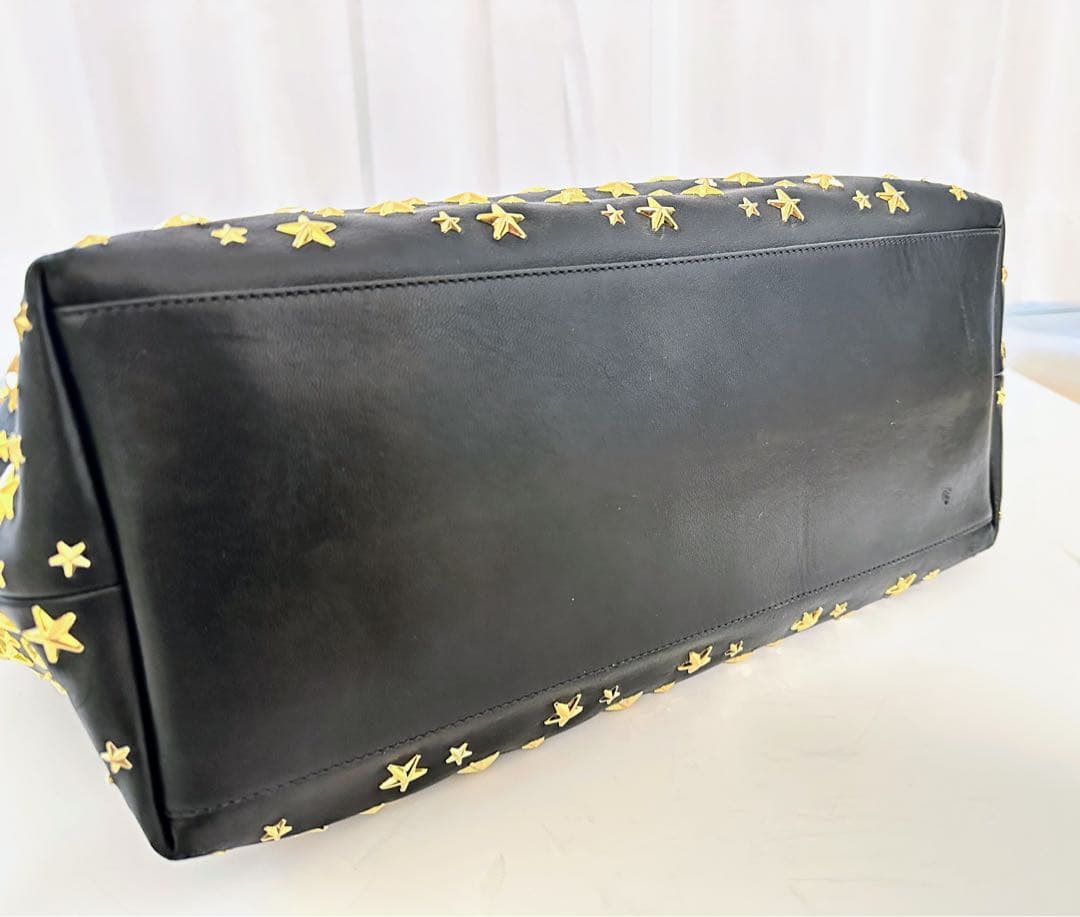 【美品】JIMMY CHOO 星スタッズ　レザートートバッグ