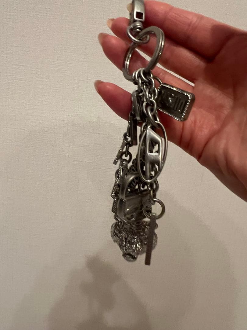 【即完売】DIESELチェーン チャーム SEVENTEEN HOSHIコラボ