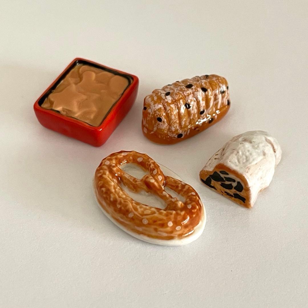 おまとめ専用　フェーブ　アルザスのお菓子　タルト　ピエロ　なぞなぞの本