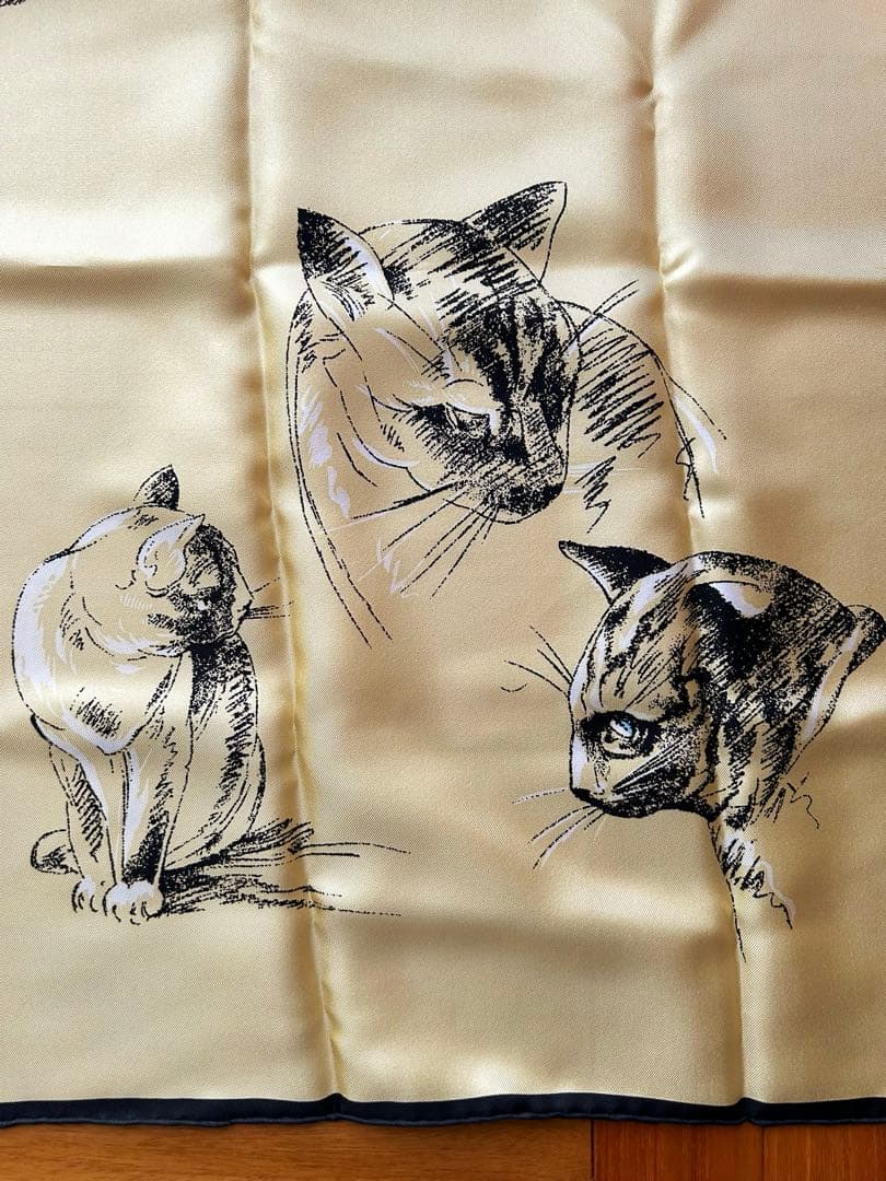 マニプリ 猫柄 シルクスカーフ manipuri