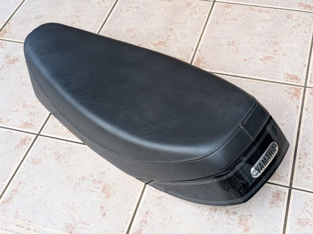 YAMAHA SR400 2014年 RH03J 純正 シート