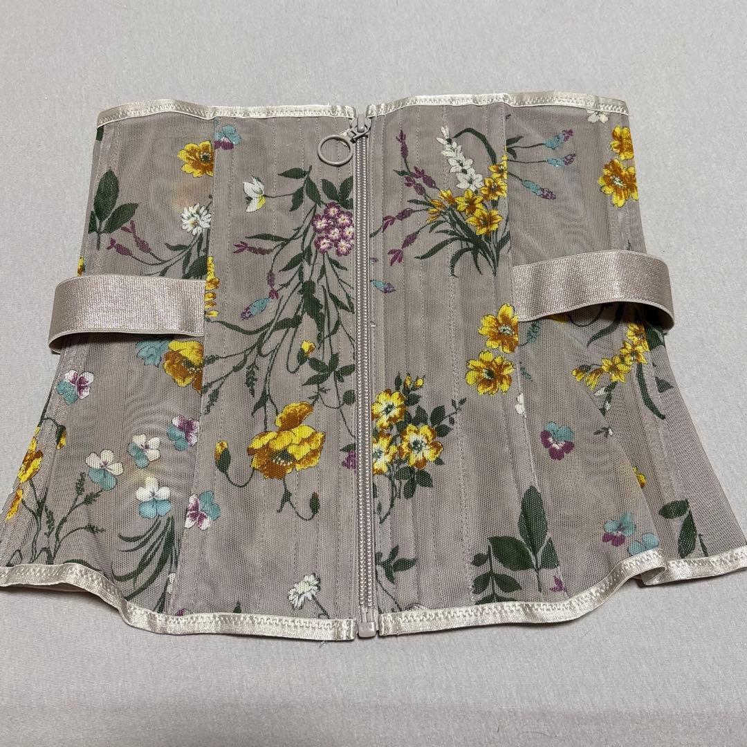 元鈴木さん コルセット ブルーミングシルフィード グレージュ