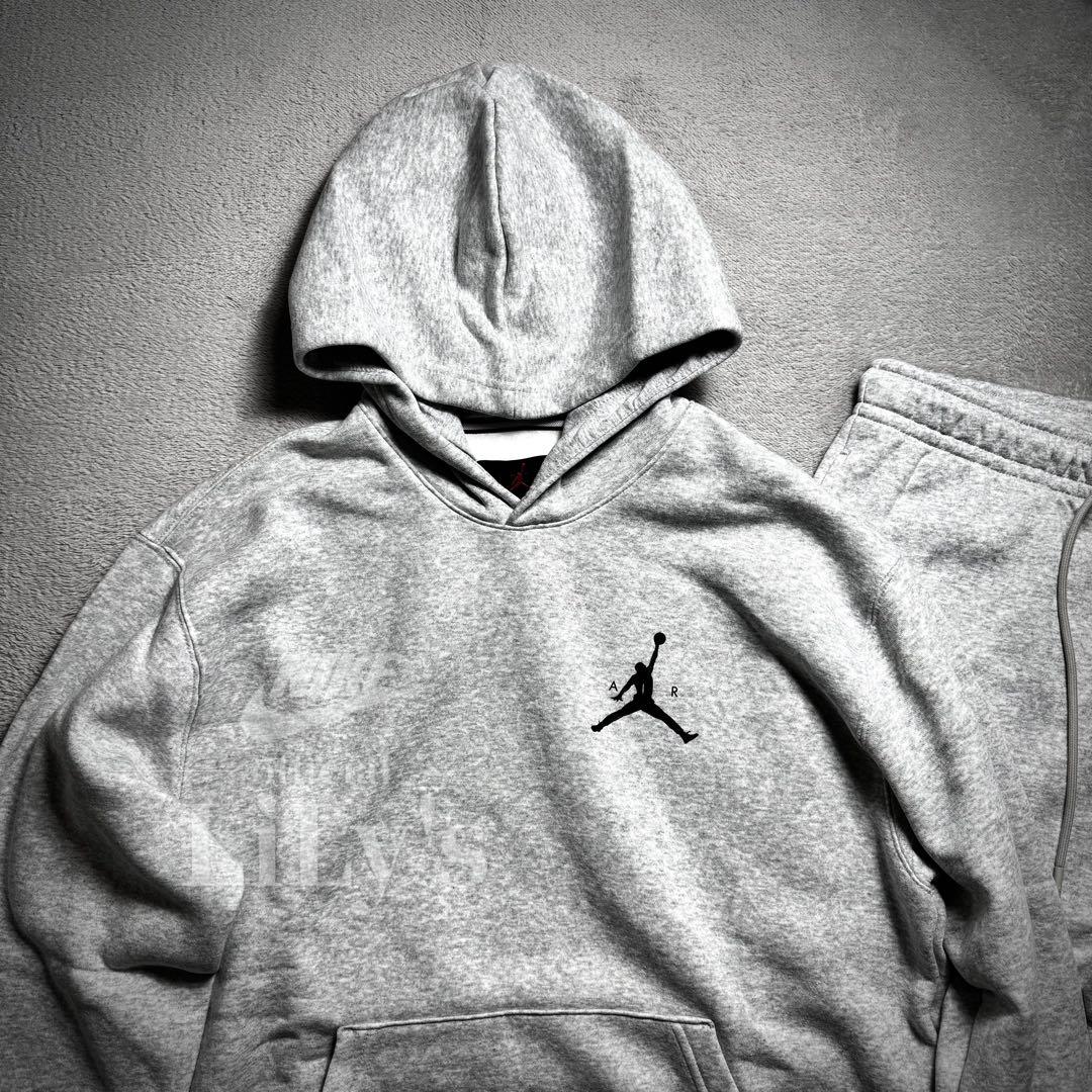 【Ｌサイズ】新品未使用　ジョーダン上下セットアップ　グレー　NIKE　ナイキ