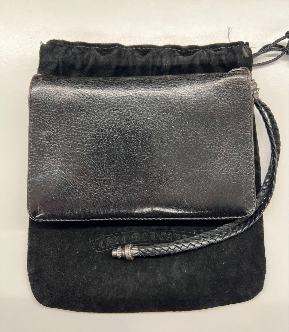 CHROME HEARTS レザーコードストラップ付 クロスボール財布