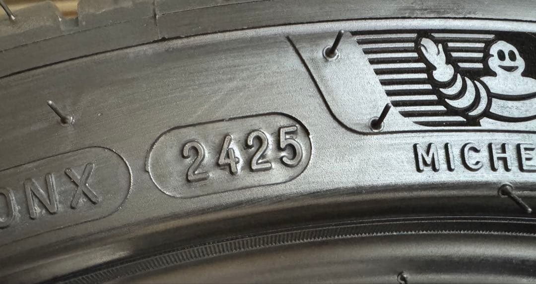 １セット目 GR86 新車外し パイロット スポーツ 4 ２本