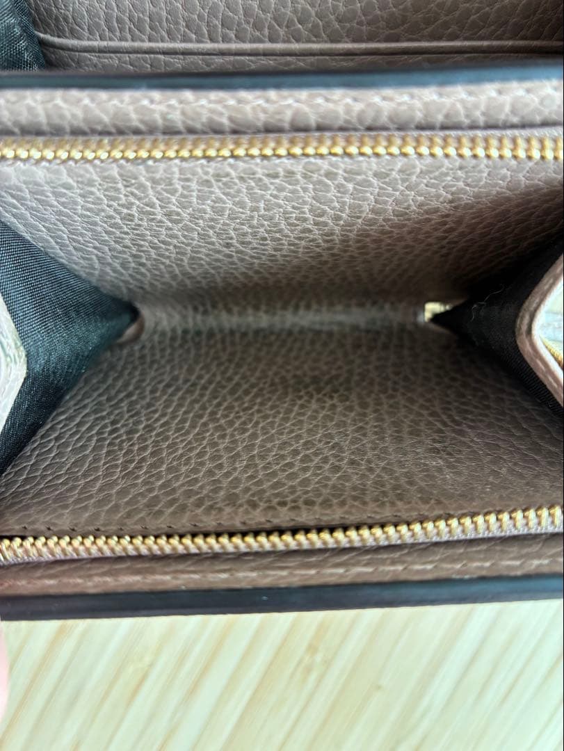 GUCCI 二つ折り財布 ピンクベージュ　GG マーモント　美品