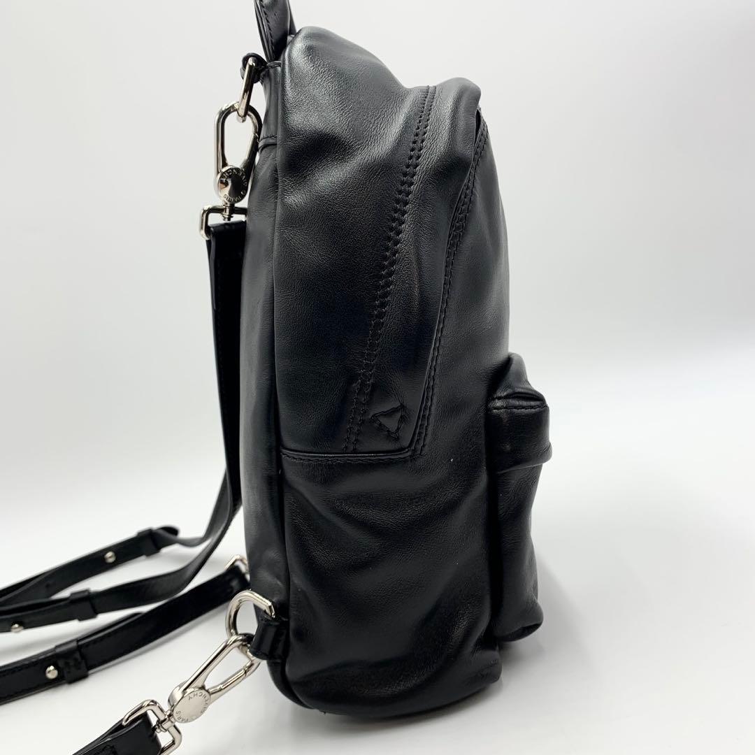 美品 GIVENCHY レディース スター ミニリュック オールレザー ブラック