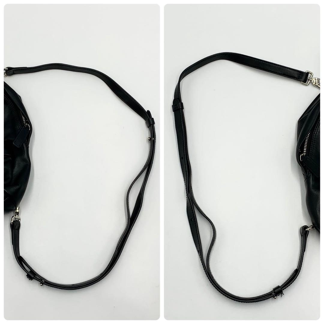 美品 GIVENCHY レディース スター ミニリュック オールレザー ブラック