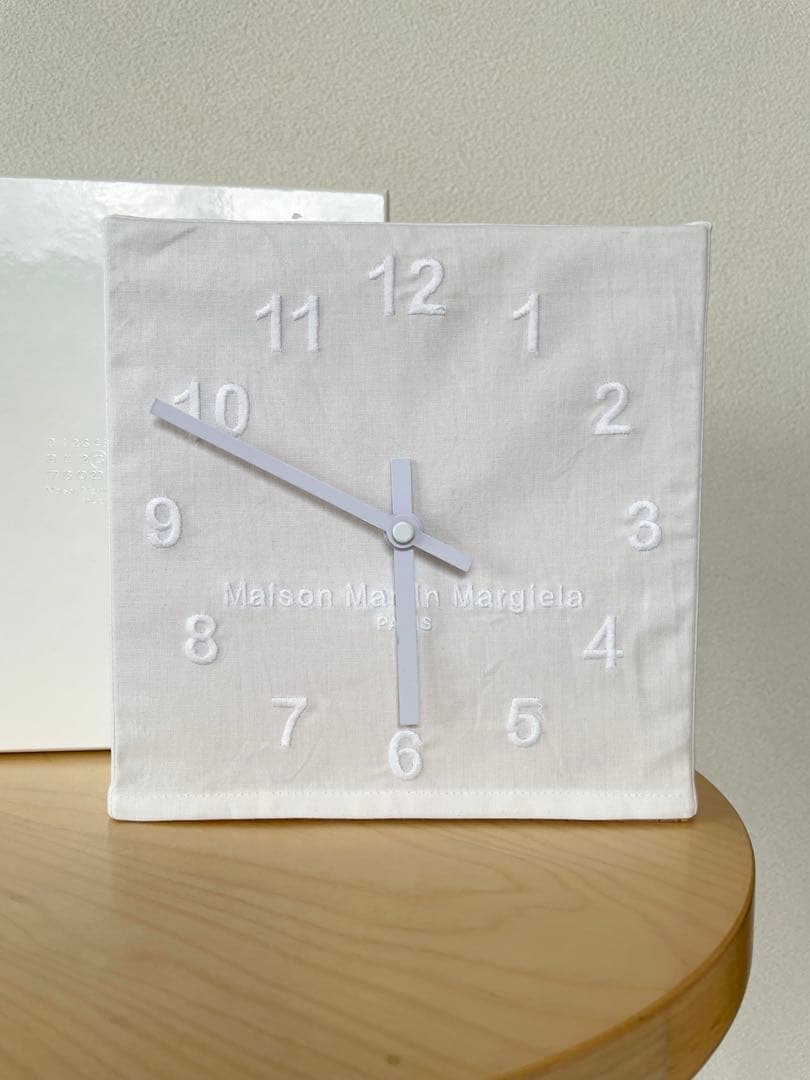 Maison Martin Margiela マルジェラ13 刺繍入り 置き時計