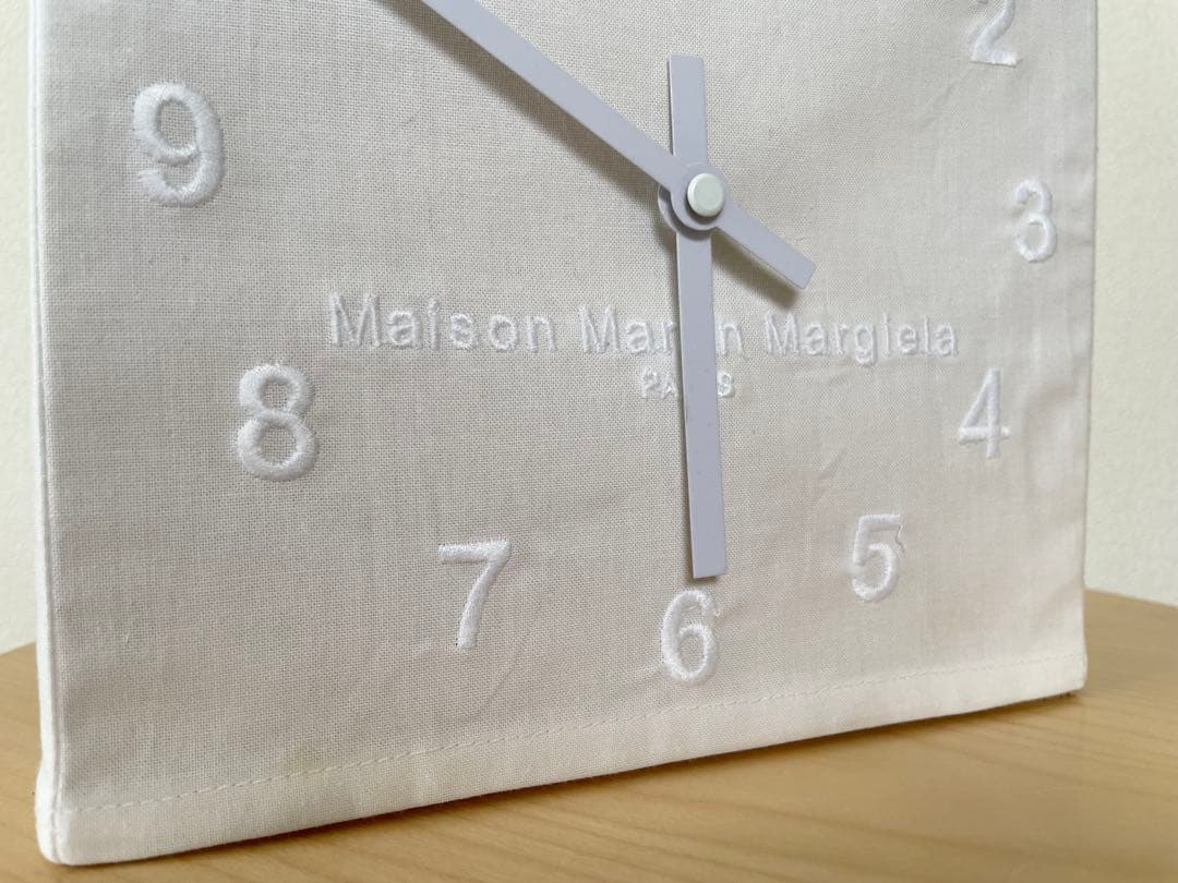 Maison Martin Margiela マルジェラ13 刺繍入り 置き時計
