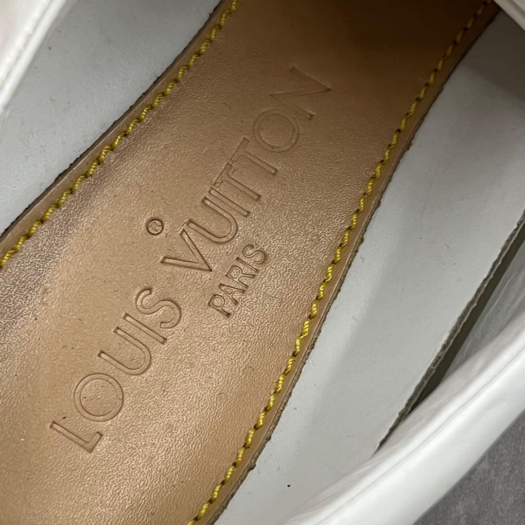 LOUIS VUITTON ルイヴィトン ロゴ型押し オックスフォードシューズ