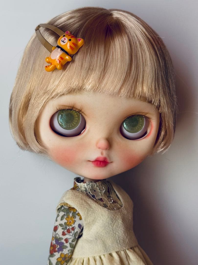 やや カスタム アイシードール