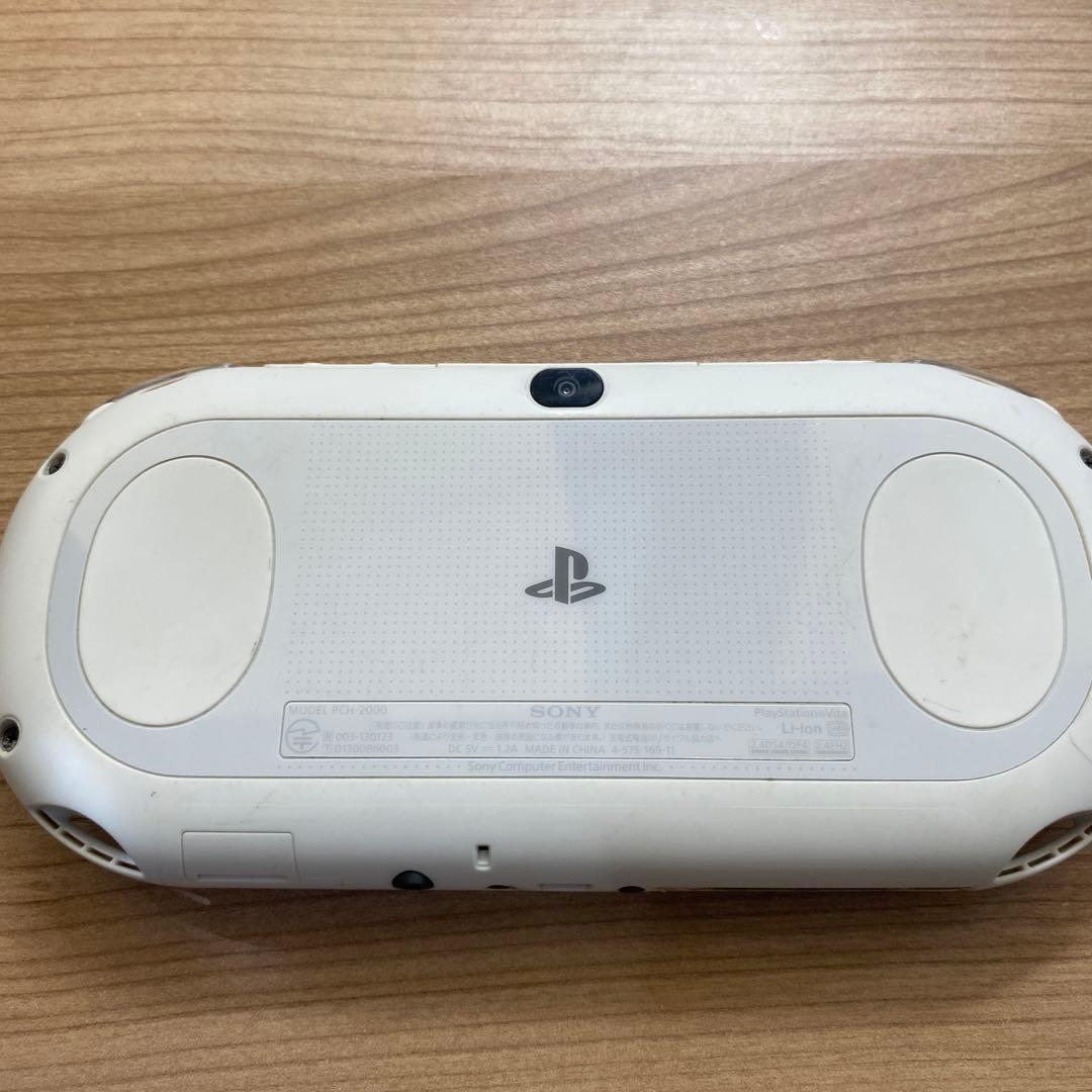 PlayStation®Vita（PCH-2000シリーズ） Wi-Fiモデル…