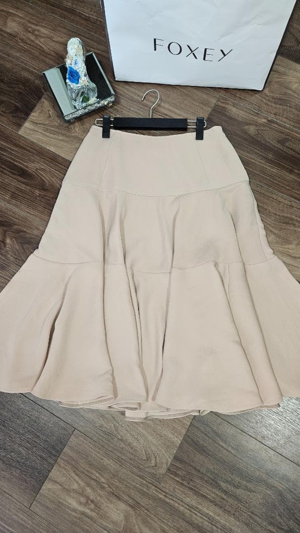 FOXEYアディアム ７４８００円のお品 フレアスカート