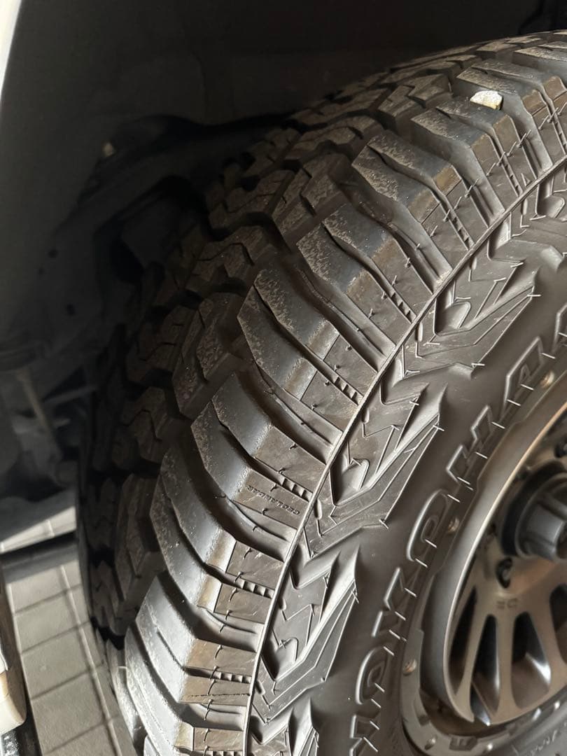 デルタフォース オーバル 17インチとGEOLANDAR X-ATの4本セット