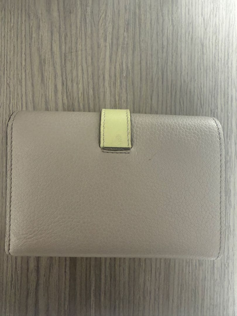 再再値下げ！LOEWE 三つ折り財布