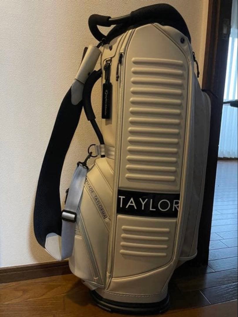 TaylorMade 9.5型キャディバッグ