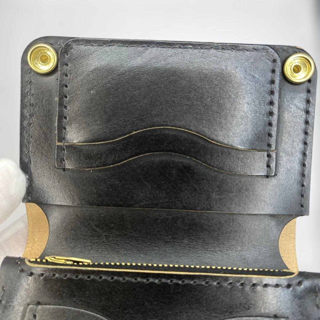 値下【無骨x上質 お札折らず収納】 丘染ブラック 手染ミドルトラッカーウォレット