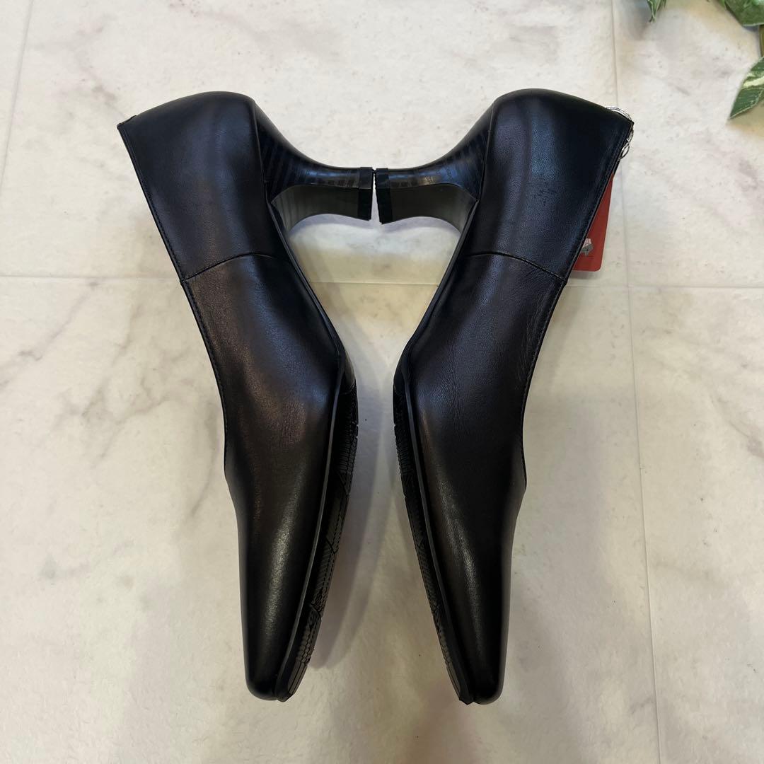 新品タグ付　ワコール サクセスウォーク 黒 23cmスクエアトゥ パンプス