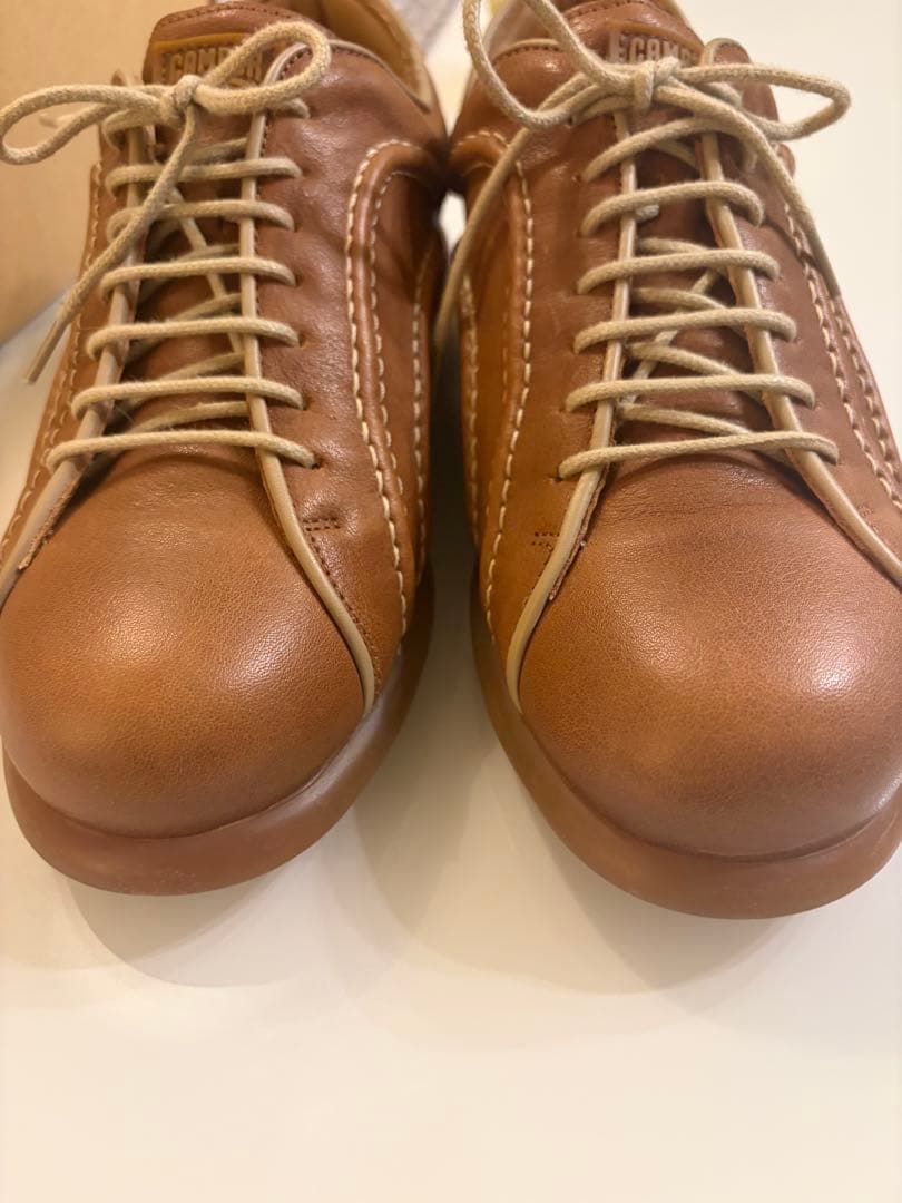 美品CAMPER Pelotas Ariel カンペールレザースニーカー24㌢