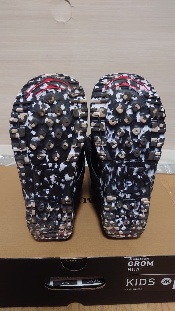 BURTON GROM BOA KIDS YOUTH スノーボードブーツ