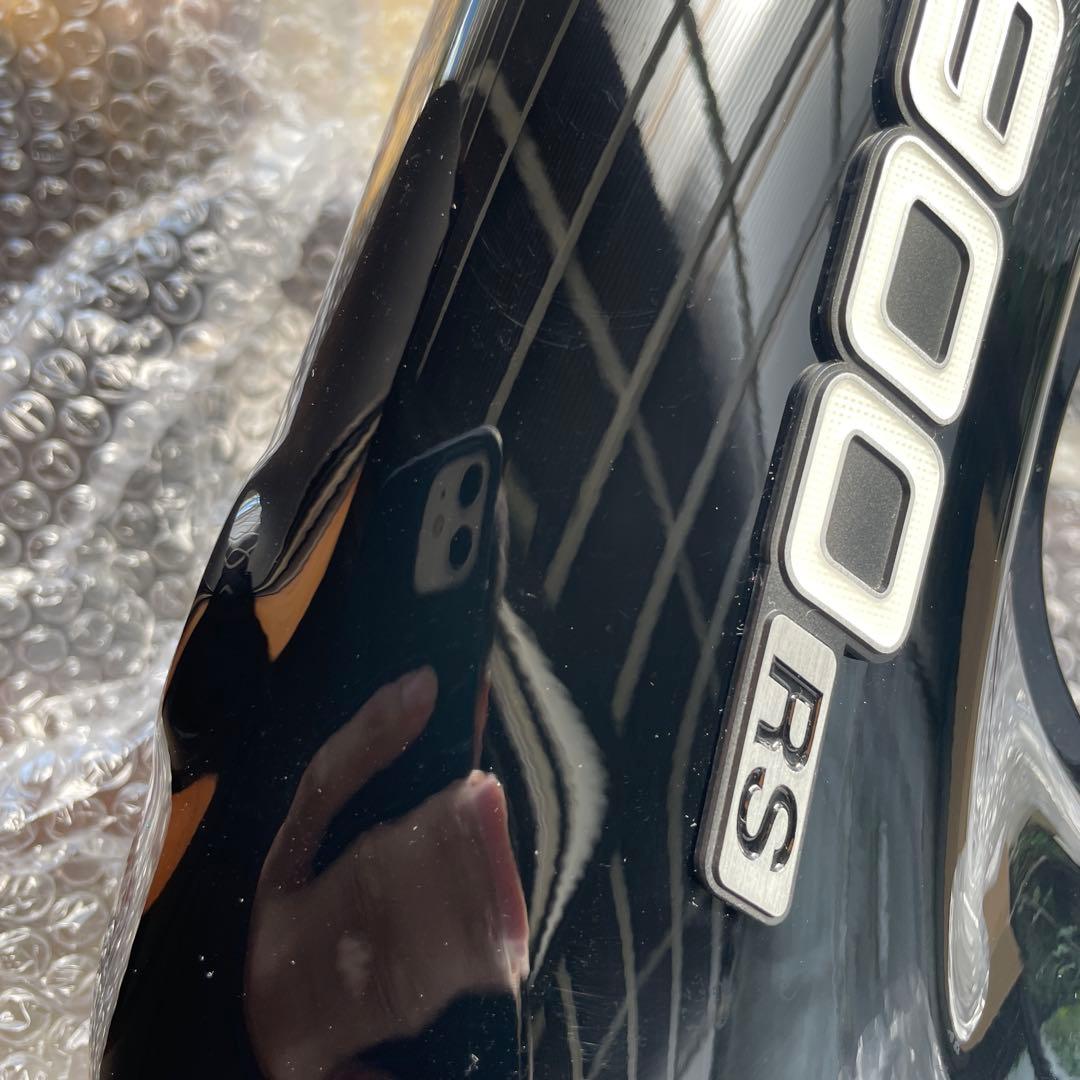 z900rs サイドカウル。右側