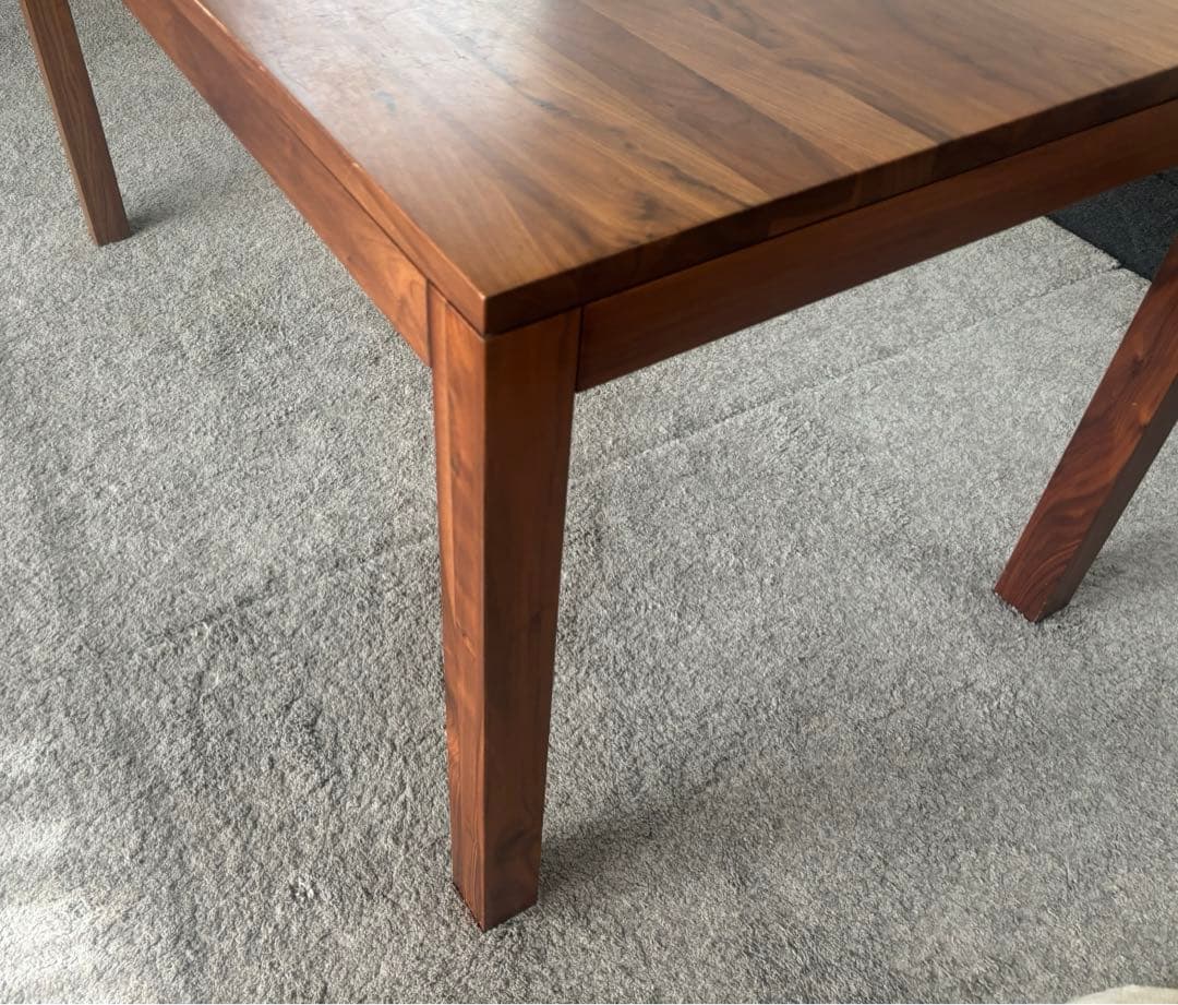 無印良品　無垢材テーブル（引出付） ウォールナット材 幅１４０ｃｍ