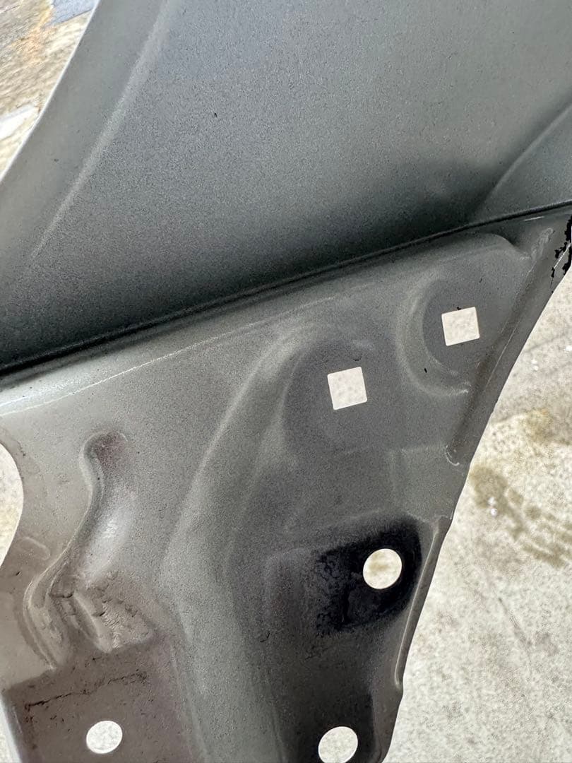 86後期純正フロントフェンダー　(右)