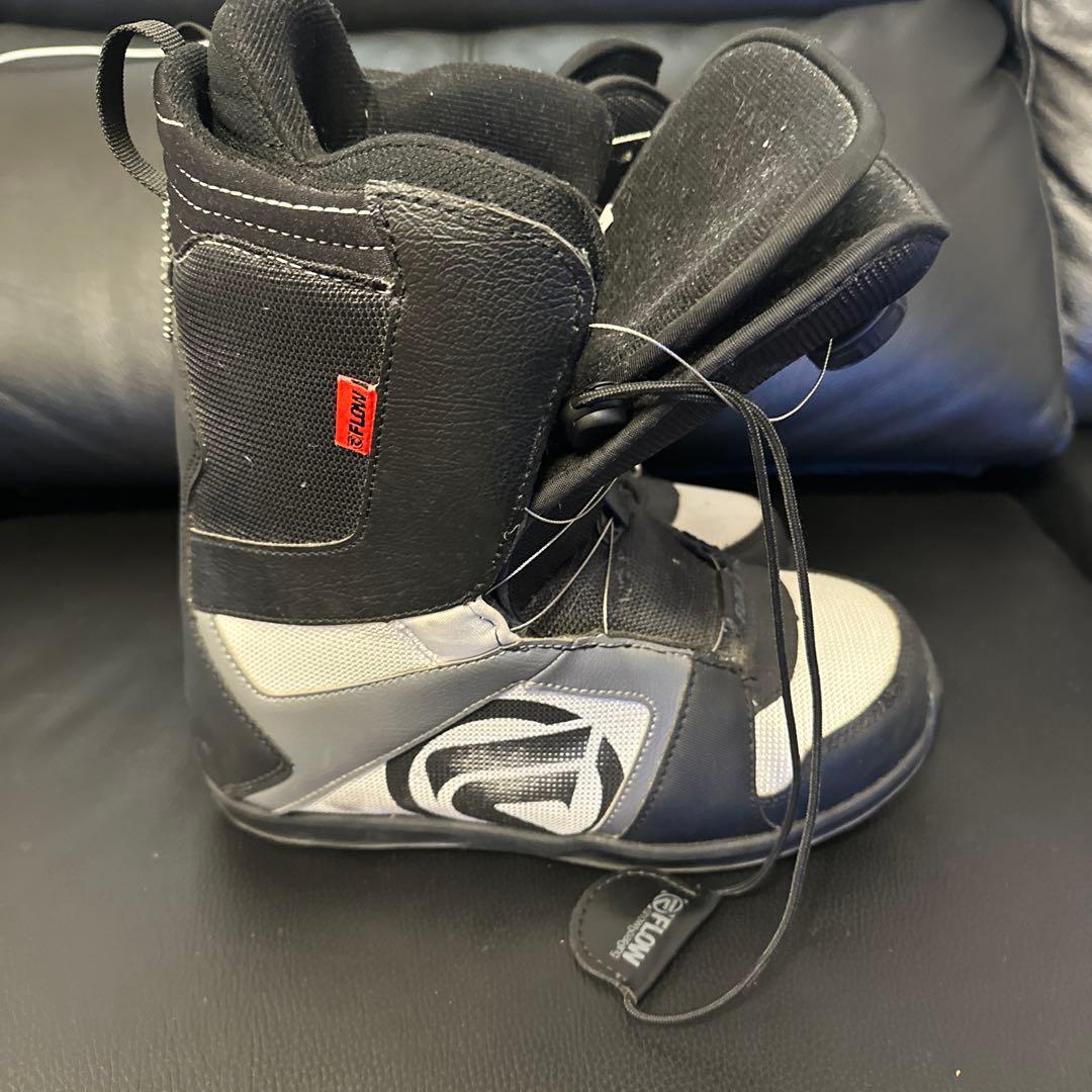 FLOWスノーボードブーツ ブラック/グレー