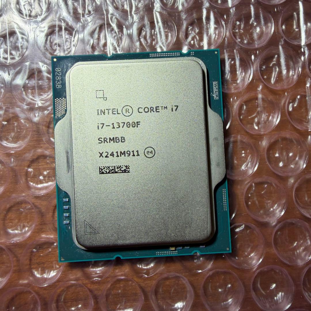 Intel Core i7-13700F CPU 動作未確認 ジャンク扱い