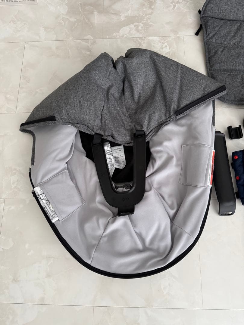 【美品・付属品多数】bugaboo fox バガブー フォックス ベビーカー