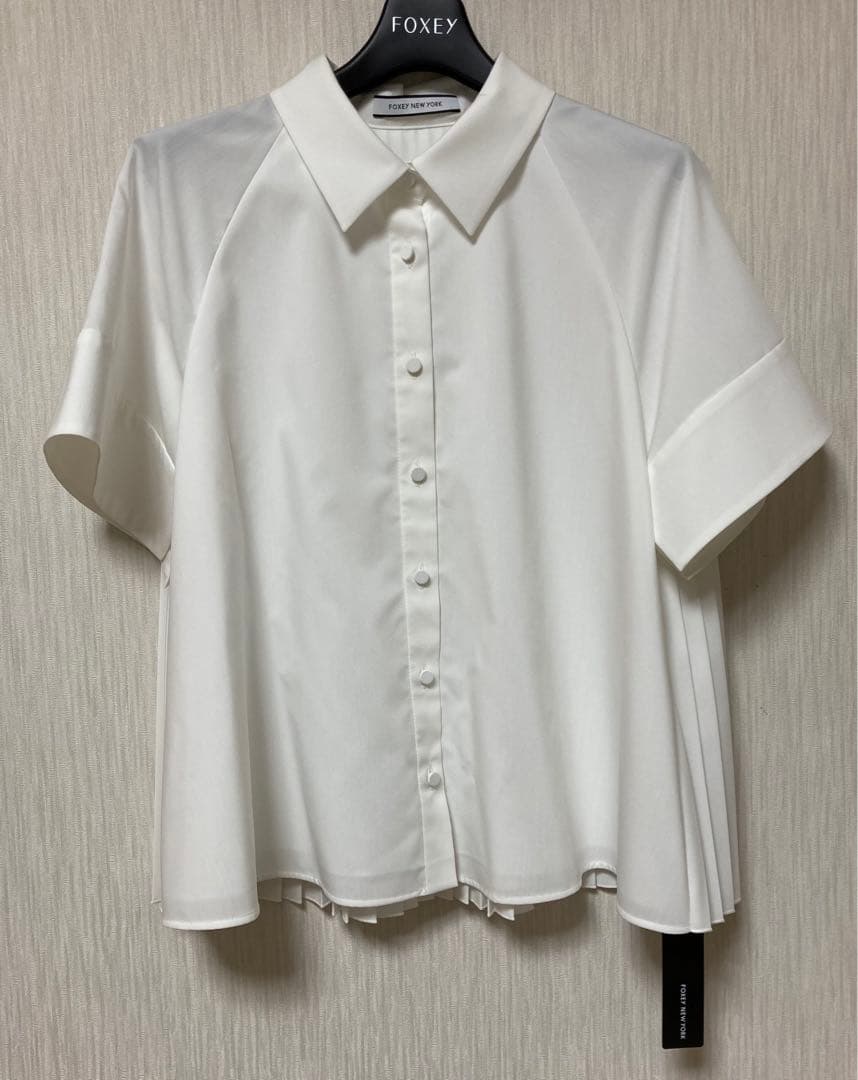 フォクシー新品プリーツブラウス白FOXEY