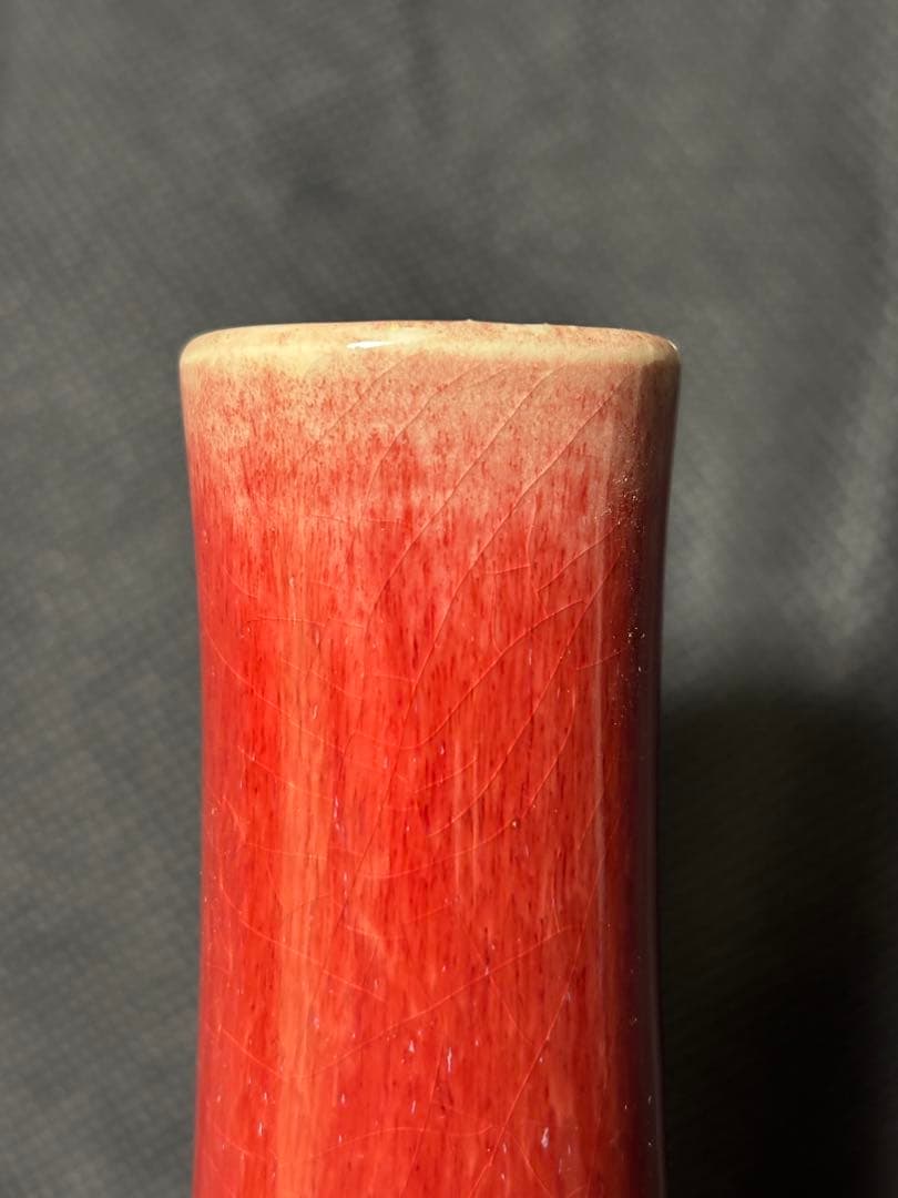 中国古美術品　清の時代　紅釉　天球瓶　花瓶　高さ約18cm