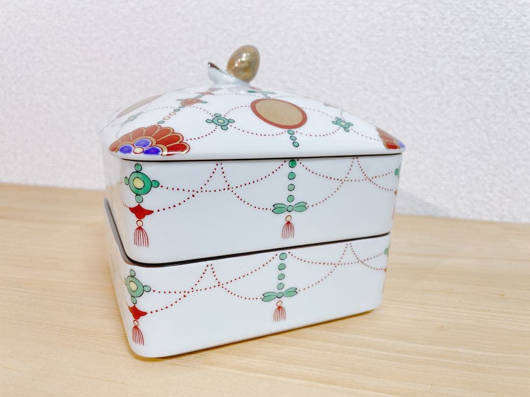 Jerry其泉窯 角二段重 錦日輪赤玉瓔珞文 小皿 錦日輪赤玉瓔珞文