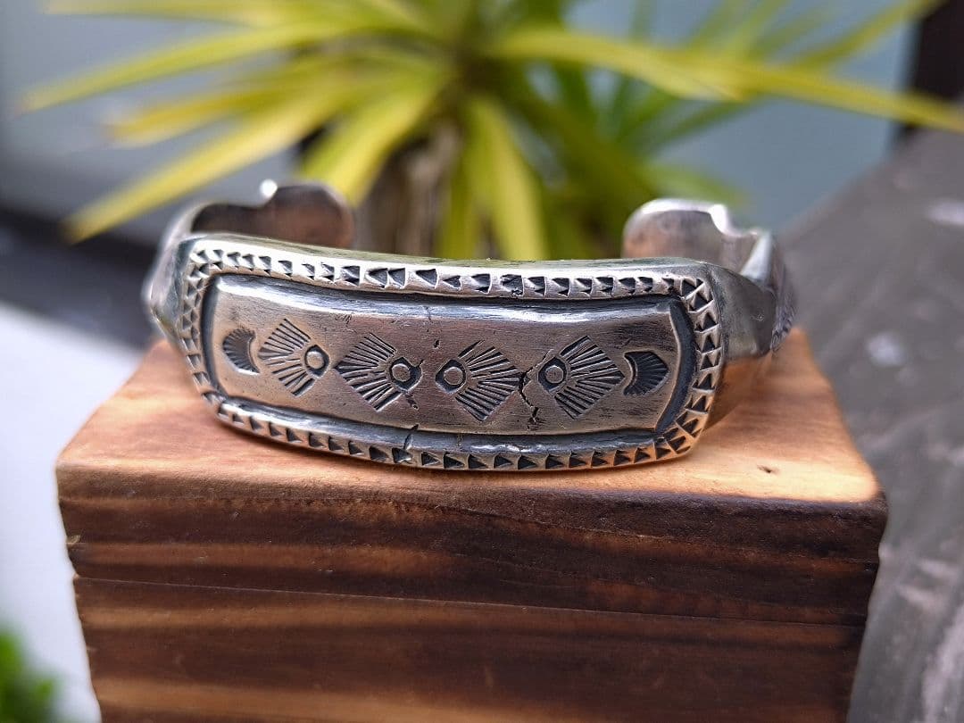 インディアンジュエリー、coinシルバーバングル、シルバーバングル