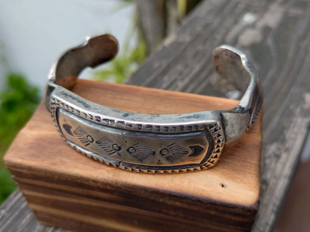 インディアンジュエリー、coinシルバーバングル、シルバーバングル