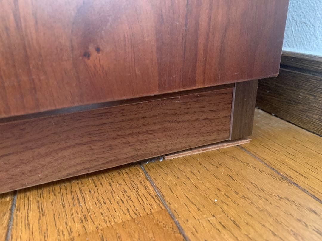 ブラウン木製スリム収納キャビネット　美品