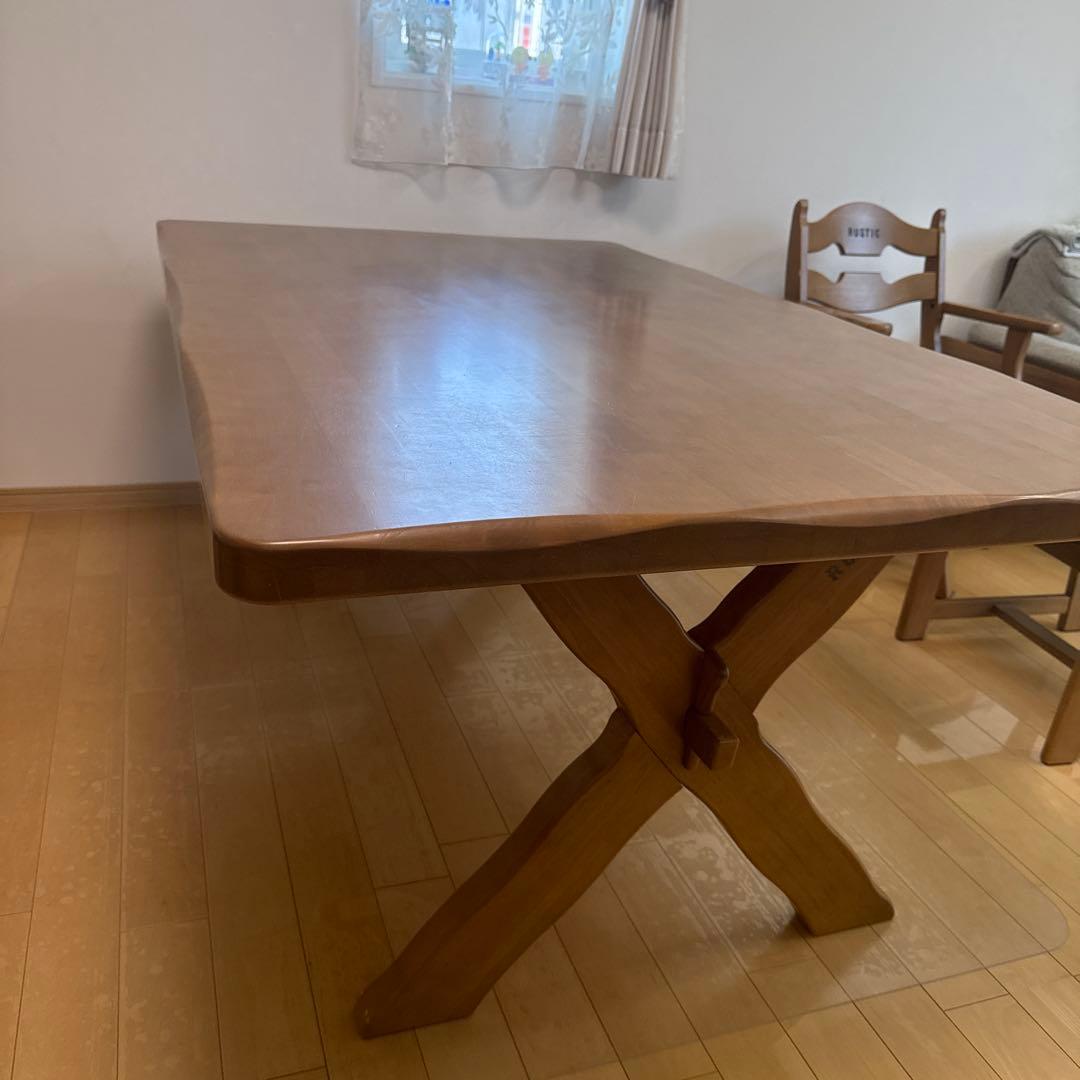 カリモク　RUSTIC ダイニングテーブル