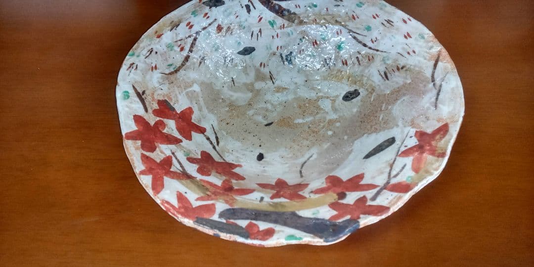 なる 桜と紅葉の大鉢