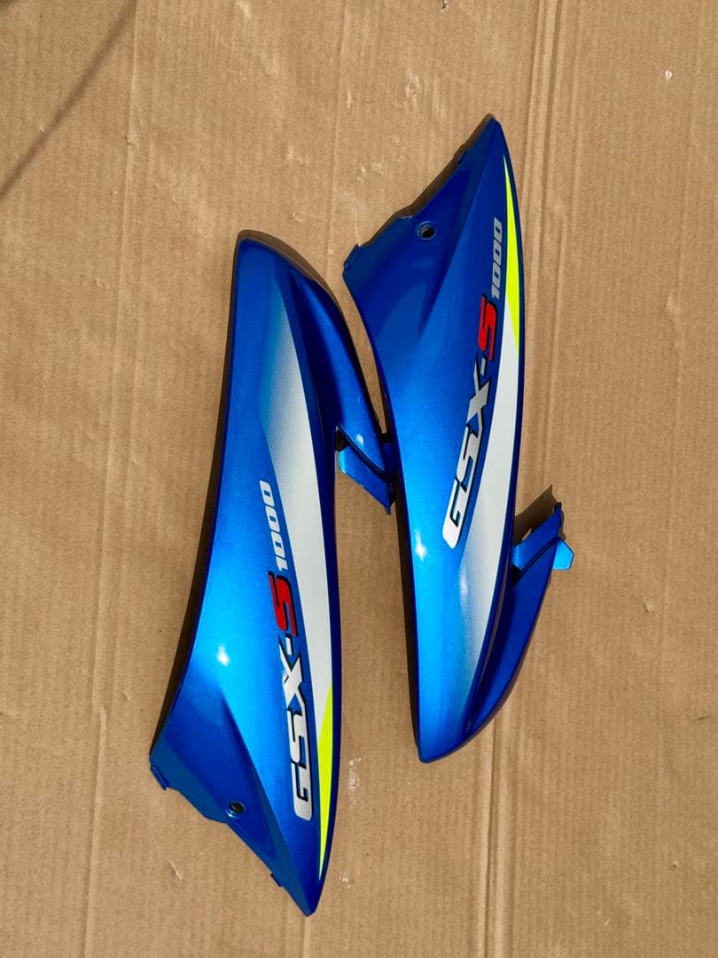 GSX-S1000用純正カウル