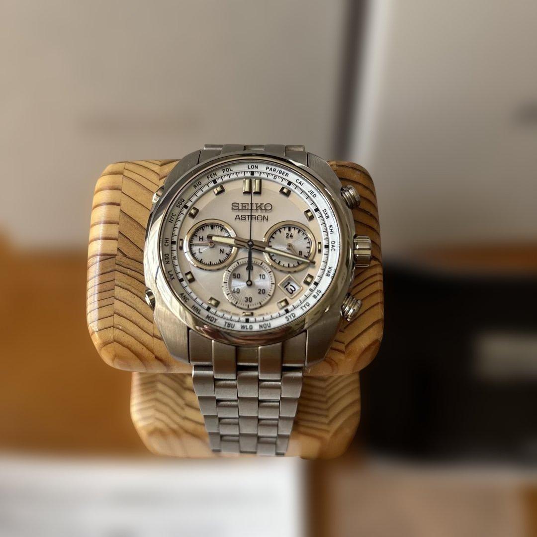 SEIKO Astron クロノグラフ 時計