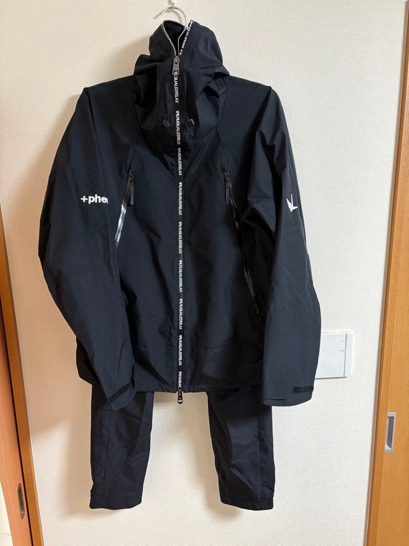 ウノピゥウノウグァーレトレ リラックス プラスフェニックス　上下セットアップ