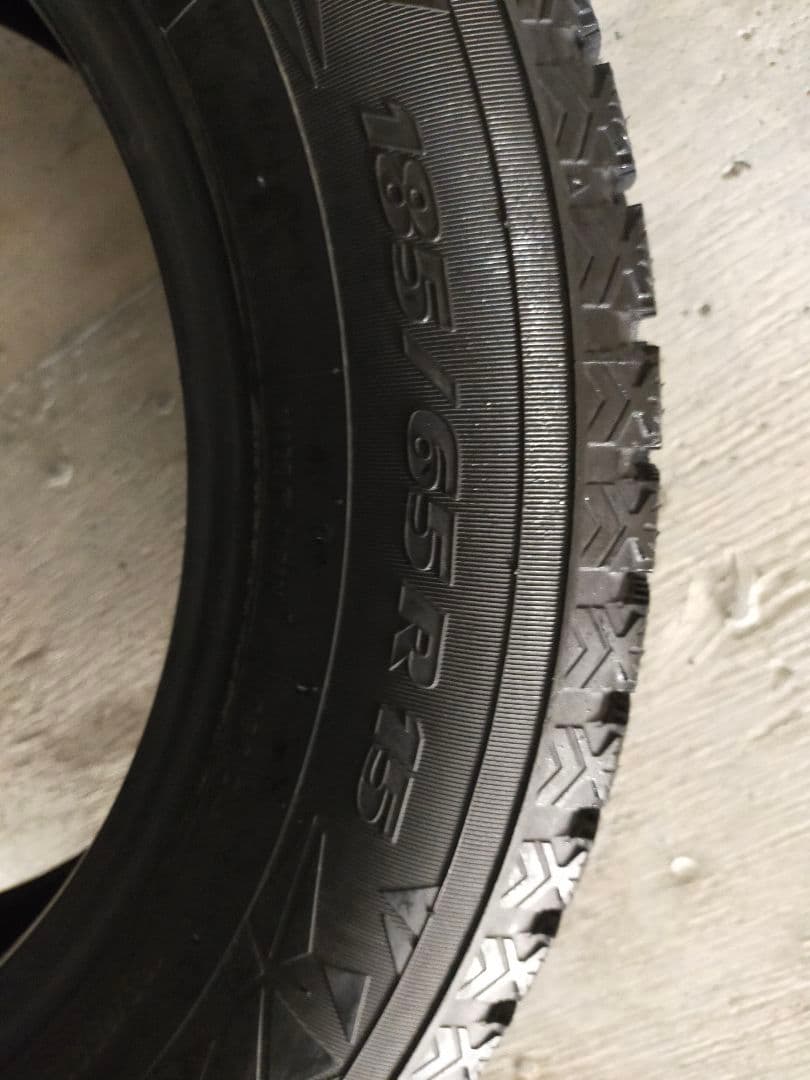 2024年製TOYO TIRES スタッドレス4本セット