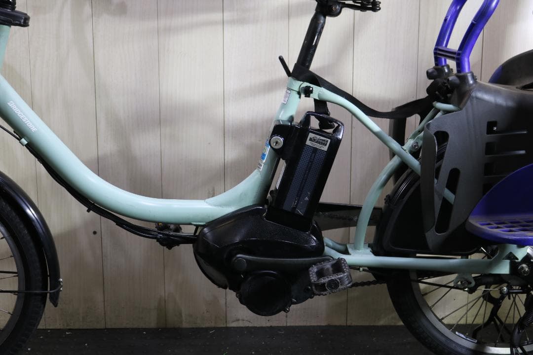 ブリヂストン アシスタC STD CC0C30 20インチ8.7AH3段 LED