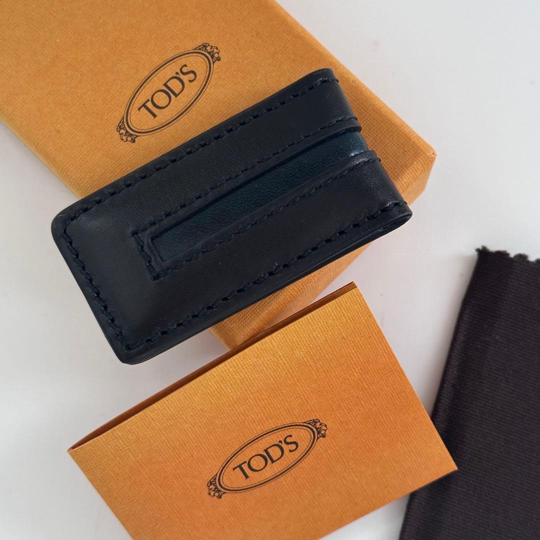 【極美品】TOD'S トッズ マネークリップ 本革 プレゼント