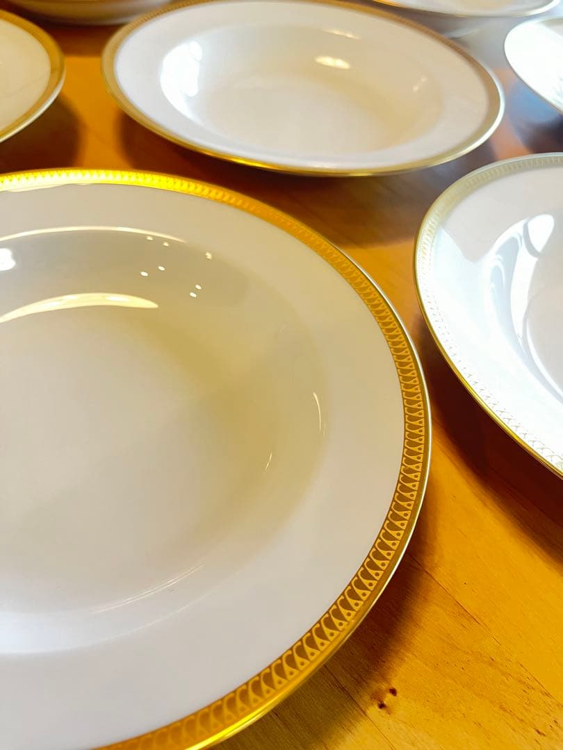カナ5　8枚セット大倉陶園　片葉金蝕　20cmデザート皿　22cmスープ皿